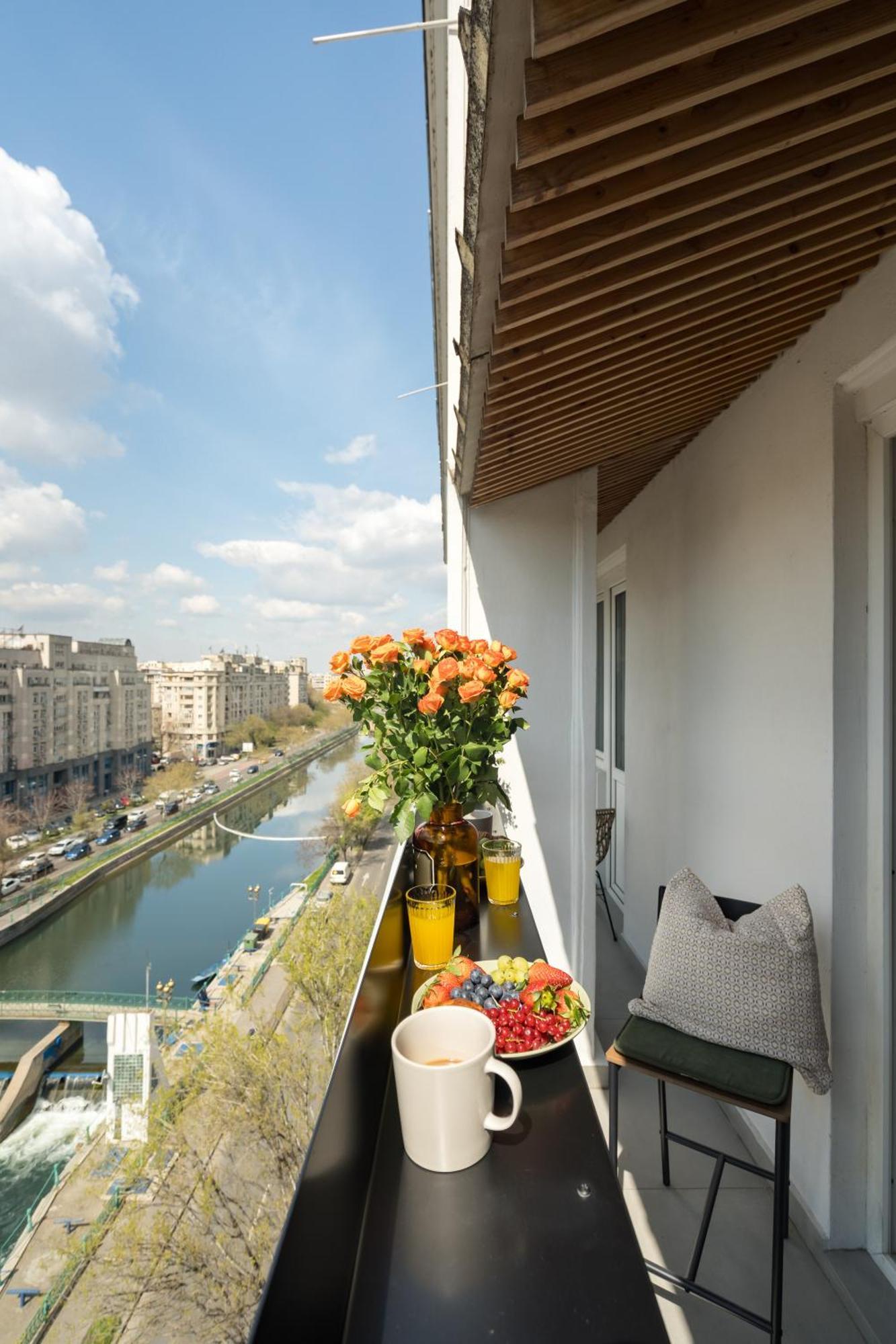 River View Studio Bucareste Exterior foto